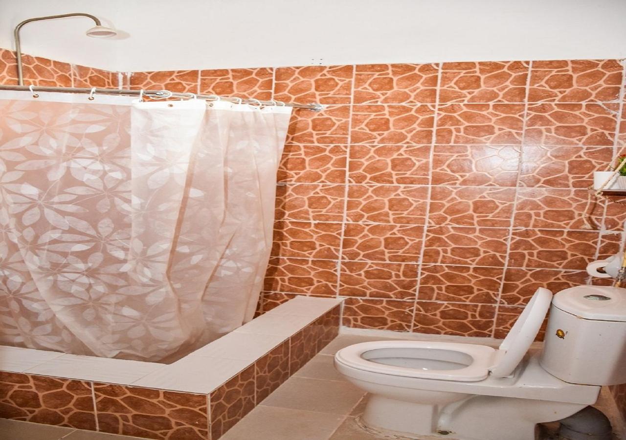 Ole Munyak-4 Bed House On The Hill Villa ไนวาชา ภายนอก รูปภาพ